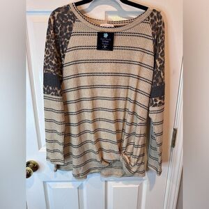 NEW Waffle Knits Long Sleeve Cheetah Animal Print Womens M Oversized